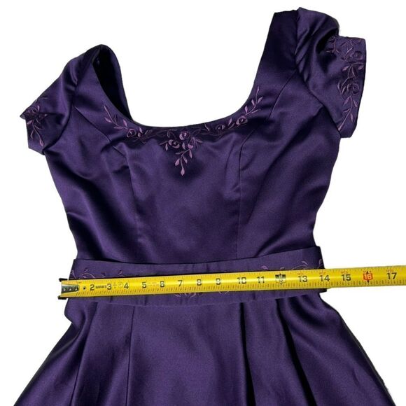 Mori Lee Purple Gown Formal Dress Embroidered Flowers Floral Purple Prom Dress - Picture 10 of 12